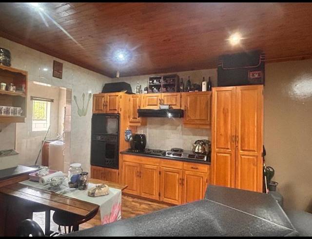 3 BEDROOM TOWNHOUSE FOR SALE IN STANDERTON CENTRAL
